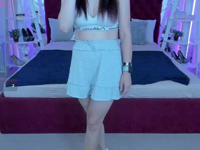 Livia-Shy live webcam show