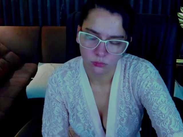 Livia-Shy live cam on BongaCams