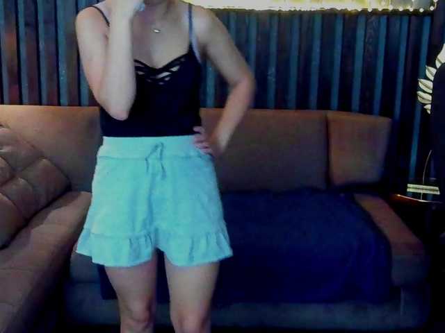 Livia-Shy live cam on BongaCams