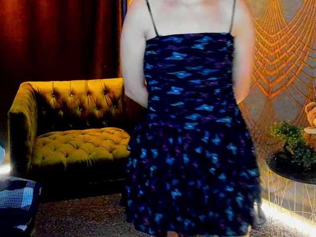 Livia-Shy live cam on BongaCams