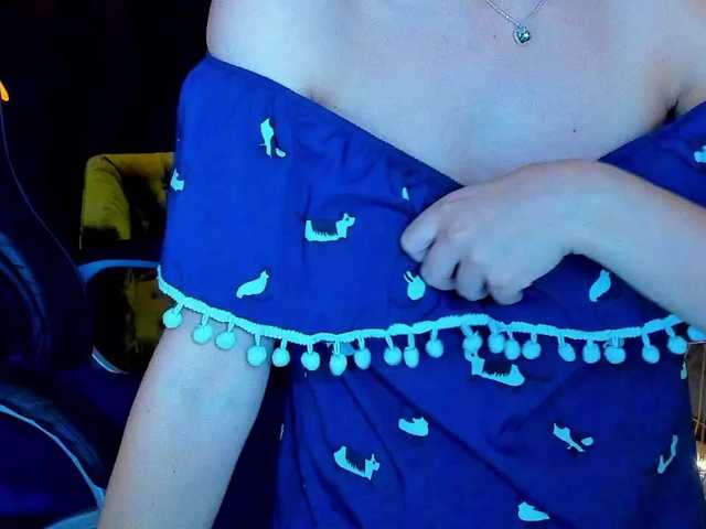 Livia-Shy live cam on BongaCams