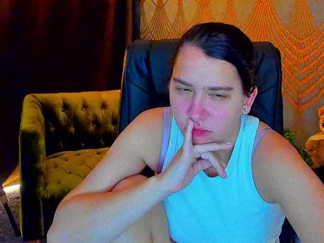 Livia-Shy