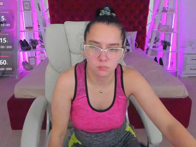 Livia-Shy live cam on BongaCams