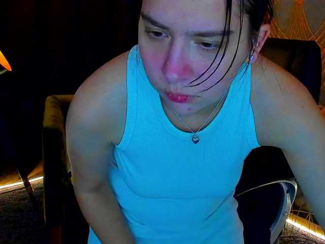 Livia-Shy live cam on BongaCams
