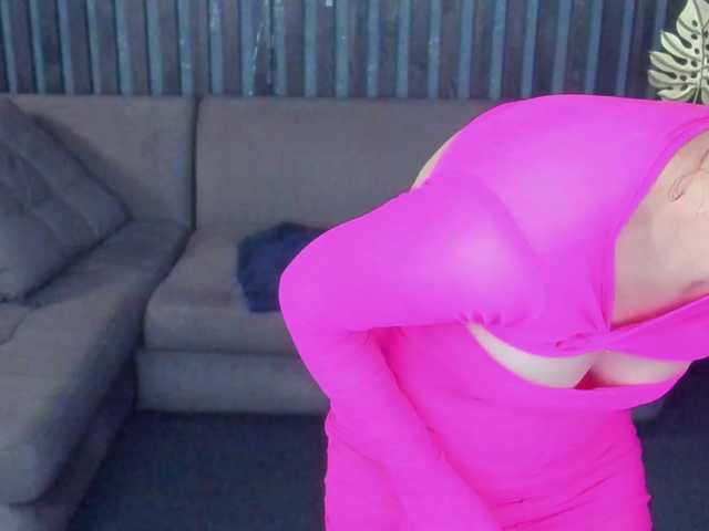 Livia-Shy live webcam show