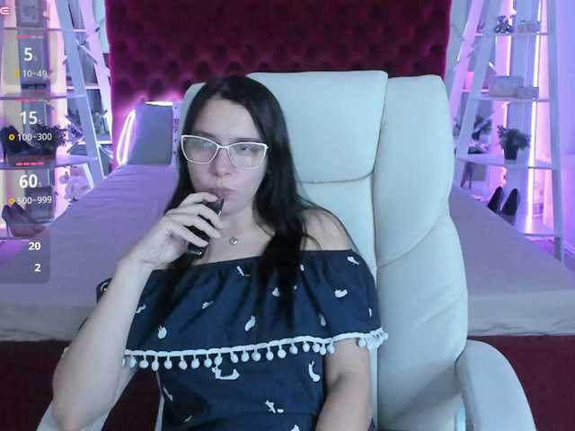 Livia-Shy live cam on BongaCams