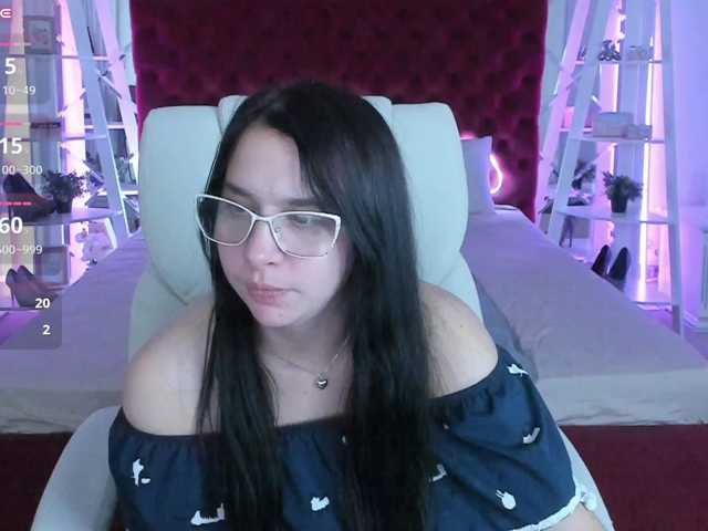Livia-Shy live cam on BongaCams