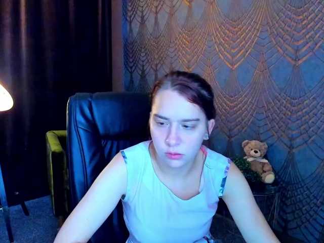 Livia-Shy live cam on BongaCams
