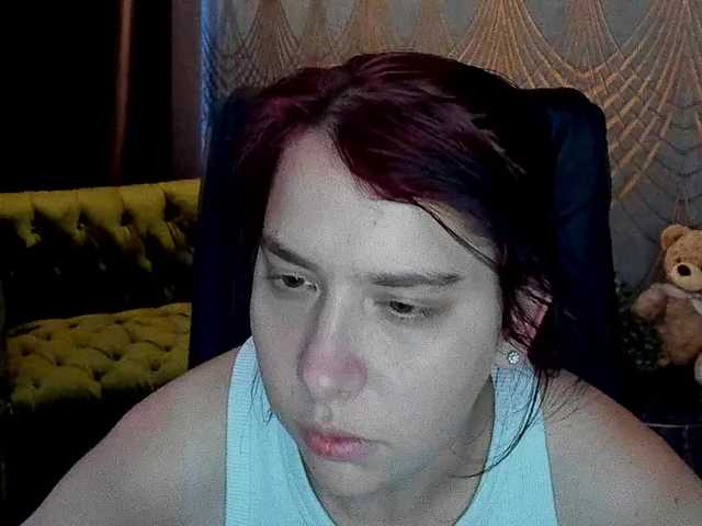 Livia-Shy live cam on BongaCams