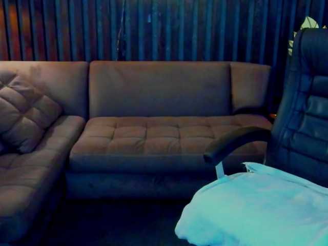 Livia-Shy live cam on BongaCams