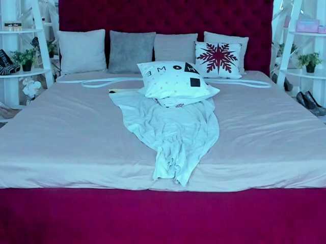 Livia-Shy live cam on BongaCams