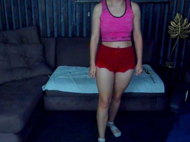 Livia-Shy live cam on BongaCams