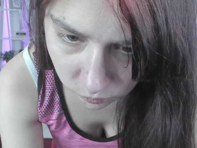 Livia-Shy live cam on BongaCams