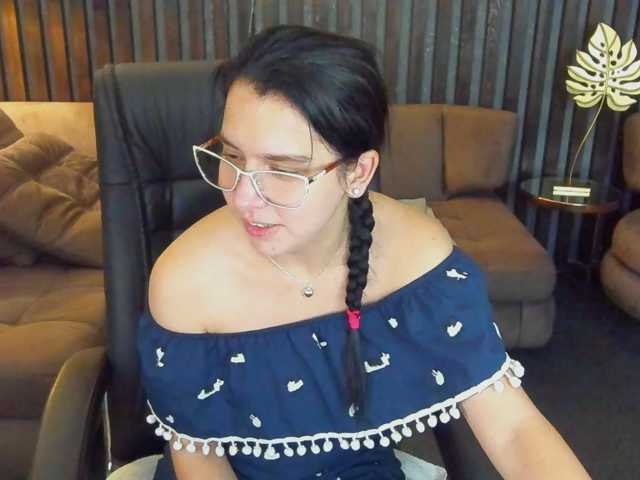 Livia-Shy live cam on BongaCams
