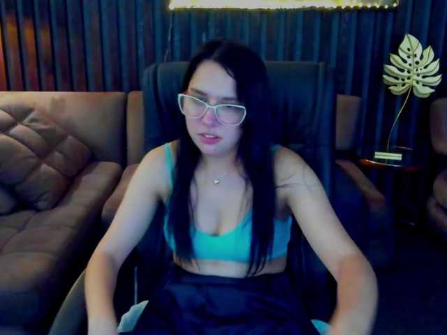 Livia-Shy live cam on BongaCams