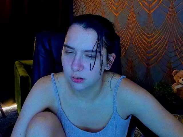 Livia-Shy live cam on BongaCams