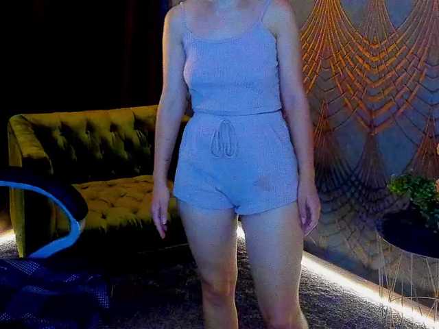 Livia-Shy