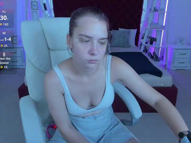 Livia-Shy live webcam show