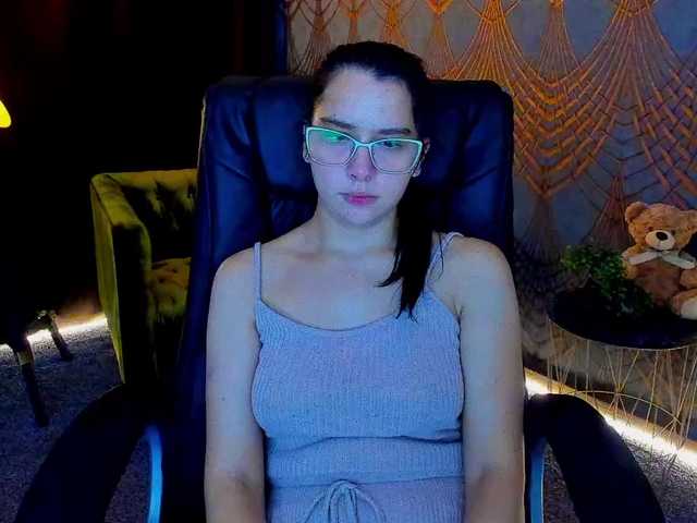 Livia-Shy