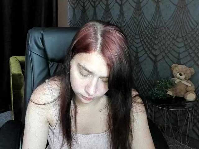 Livia-Shy live cam on BongaCams