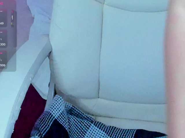 Livia-Shy live cam on BongaCams