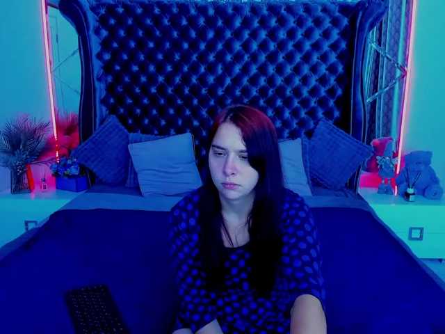 Livia-Shy live cam on BongaCams