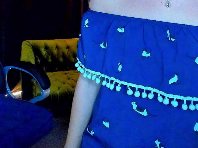 Livia-Shy live cam on BongaCams