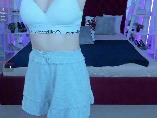 Livia-Shy live cam on BongaCams