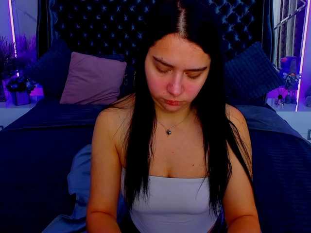 Livia-Shy live cam on BongaCams
