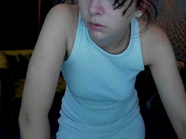 livia-shy