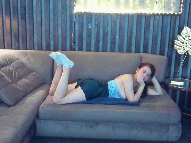 livia-shy