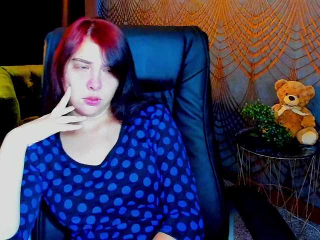 Livia-Shy live cam on BongaCams