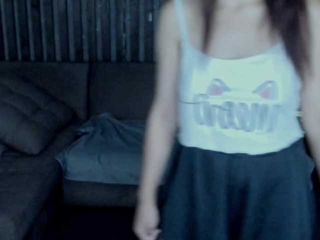 Livia-Shy live cam on BongaCams