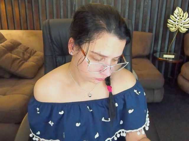 Livia-Shy live cam on BongaCams