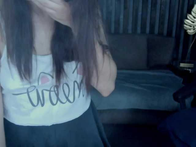 Livia-Shy live cam on BongaCams