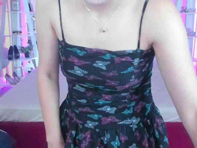 Livia-Shy webcam