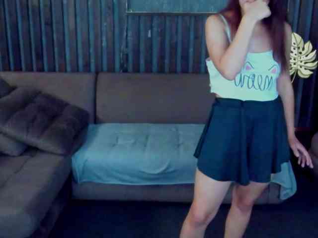 Livia-Shy webcam