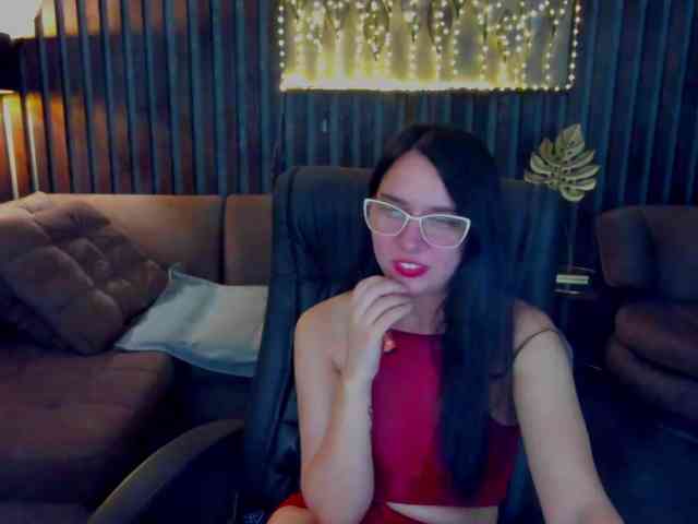 Livia-Shy webcam