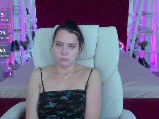Livia-Shy webcam