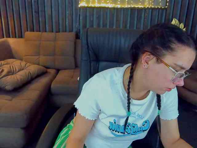 Livia-Shy webcam
