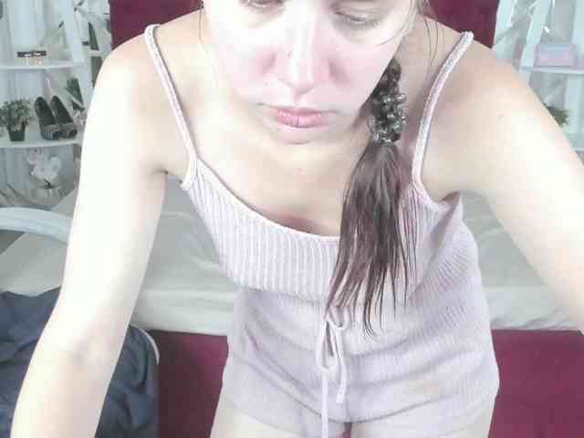 Livia-Shy webcam