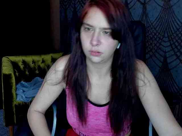 Livia-Shy webcam