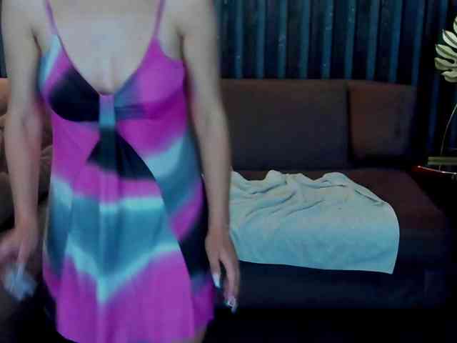 Livia-Shy webcam