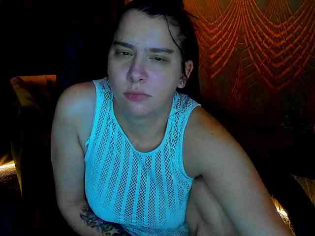Livia-Shy webcam