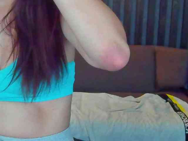 Livia-Shy webcam