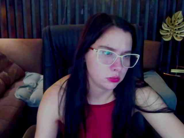 Livia-Shy webcam