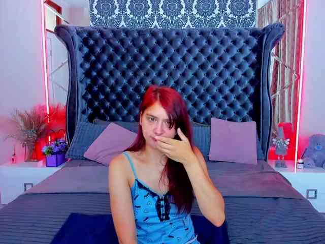 Livia-Shy webcam