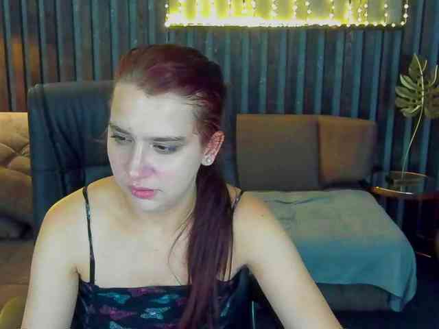 Livia-Shy webcam