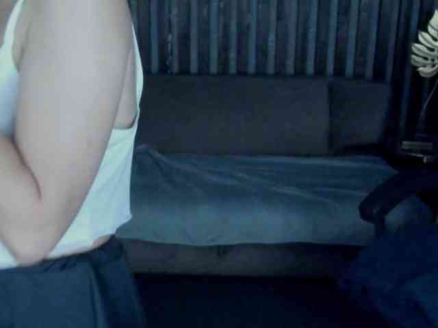Livia-Shy webcam