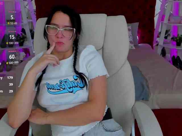 Livia-Shy